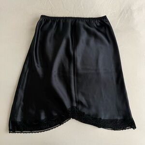 Vintage Gold Label Victorias Secret Black Slip Lingerie Lace Skirt - M